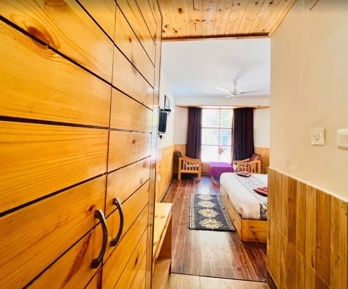 Amar Villa Premium Room